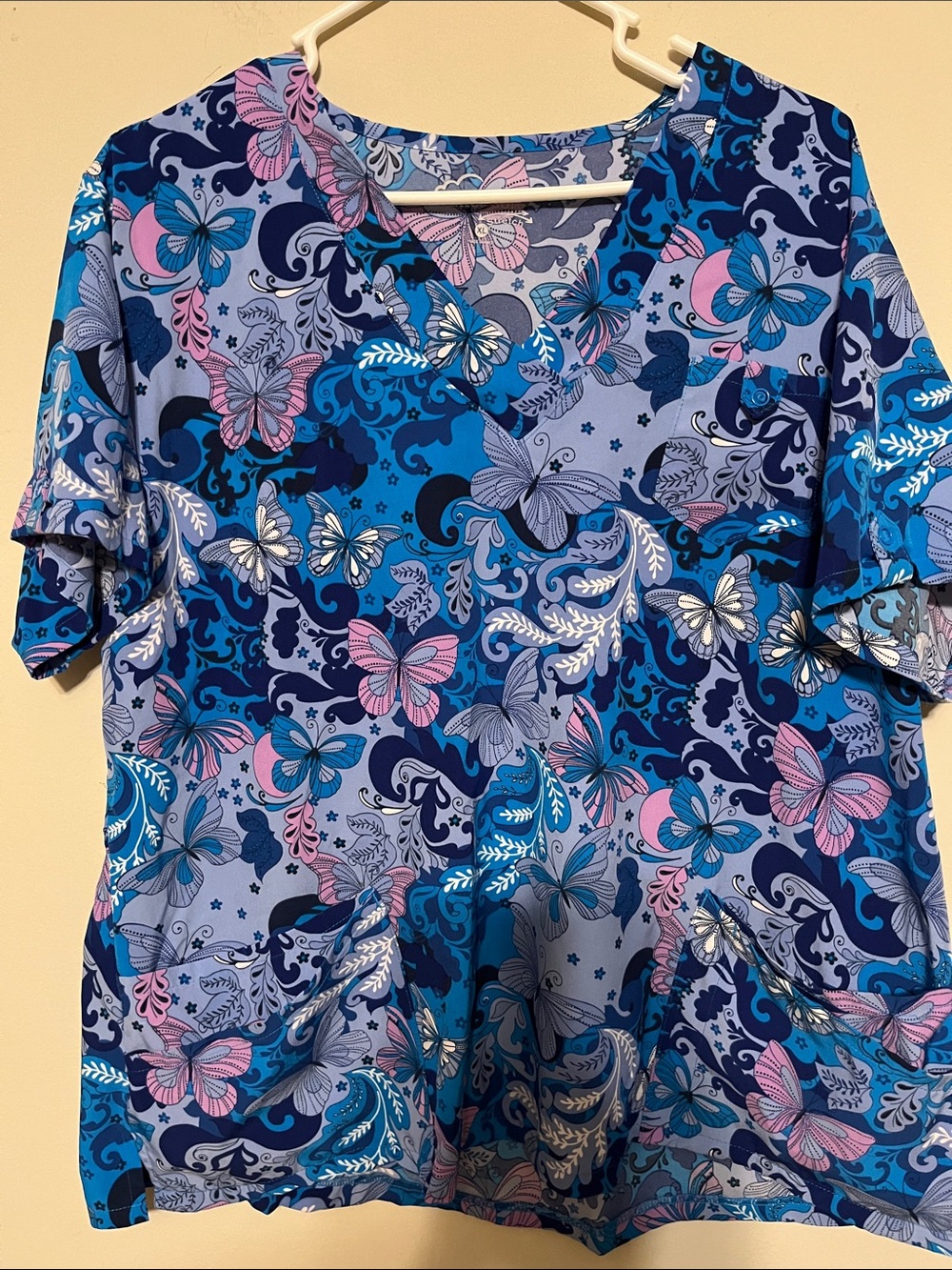 Scrub top by butter soft, xl